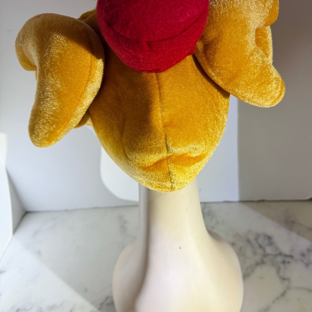 Thanksgiving | FRIENDS TV Show Monica Turkey Hat with Sunglasses - Picture 5 of 6